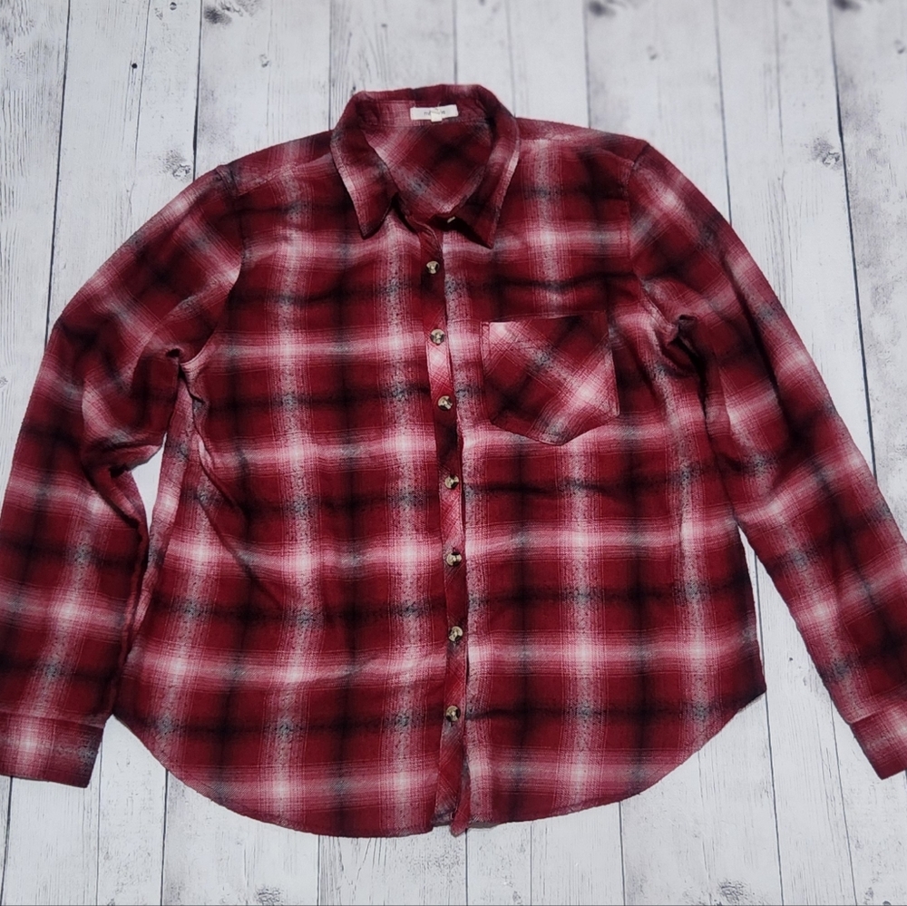 Maurices Medium Red Plaud Button Down Top
